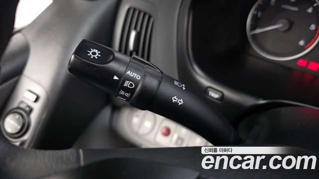 Hyundai Starex 2019 — photo 23
