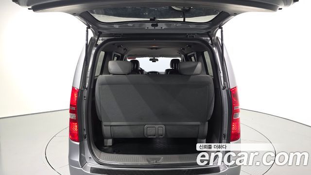 Hyundai Starex 2019 — photo 26