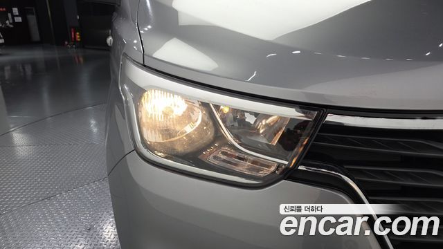 Hyundai Starex 2019 — photo 8