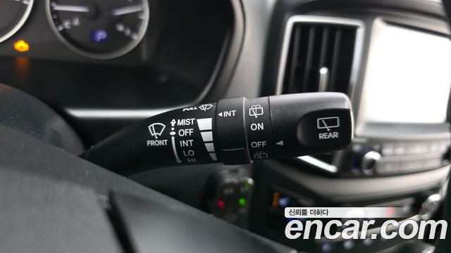 Hyundai Starex 2019 — photo 27