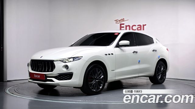Maserati Levante 2019 — photo 1