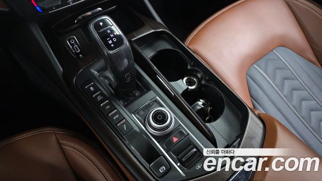 Maserati Levante 2019 — photo 9