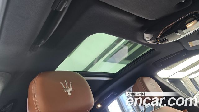 Maserati Levante 2019 — photo 17