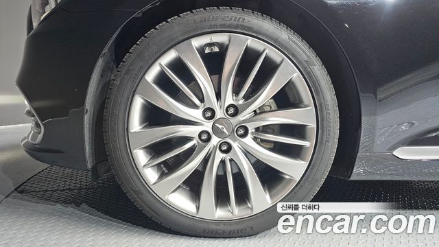 Genesis G80 2017 — photo 5