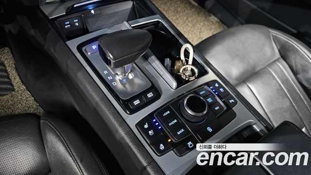 Genesis G80 2017 — photo 12