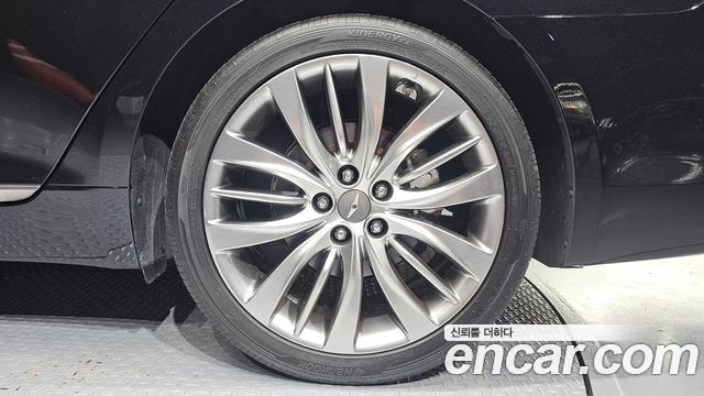 Genesis G80 2017 — photo 7