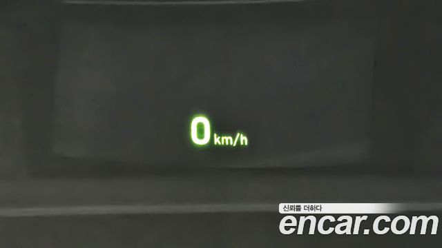 Genesis G80 2017 — photo 32