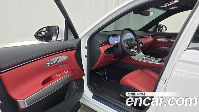 Genesis GV70 2025 — photo 13