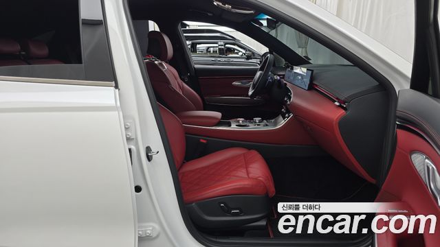 Genesis GV70 2025 — photo 16