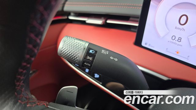 Genesis GV70 2025 — photo 28