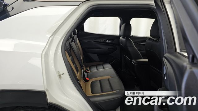 Chevrolet Korea Trailblazer 2022 — photo 18
