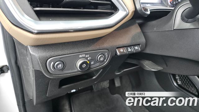 Chevrolet Korea Trailblazer 2022 — photo 27