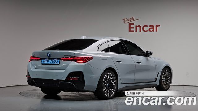 BMW i4 2025 — photo 2