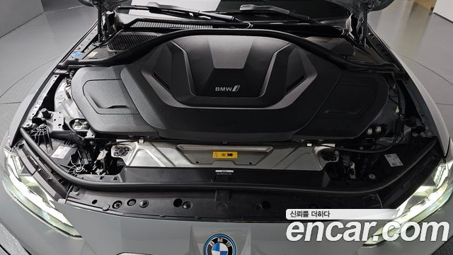 BMW i4 2025 — photo 6