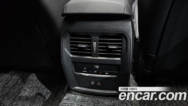 BMW i4 2025 — photo 25