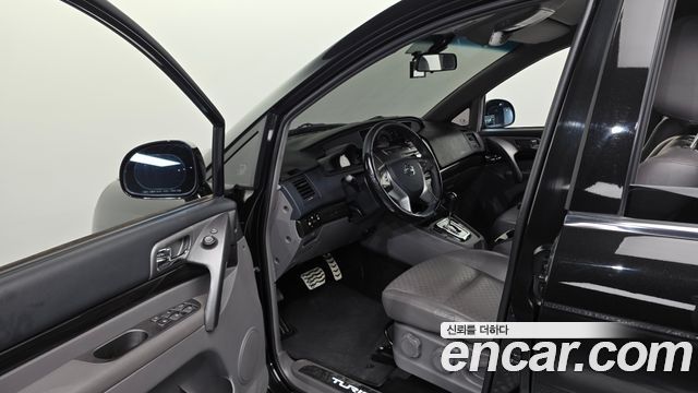 KG Mobility KORANDO 2016 — photo 10