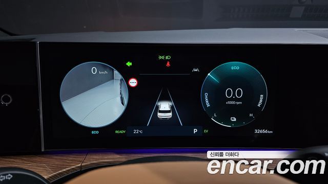 Hyundai Santafe 2024 — photo 11