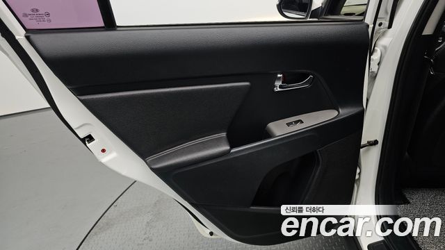 Kia Sportage 2014 — photo 15
