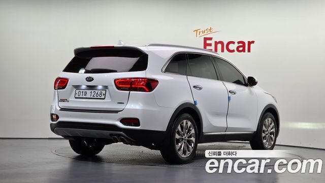Kia Sorento 2019 — photo 2
