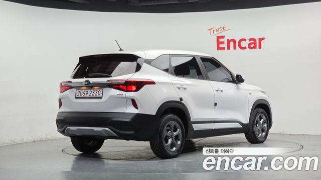 Kia Seltos 2022 — photo 2