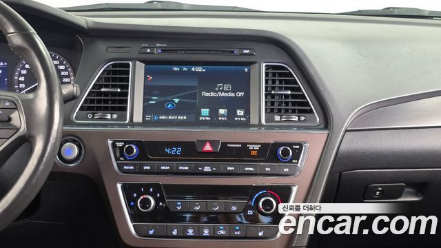 Hyundai Sonata 2017 — photo 20