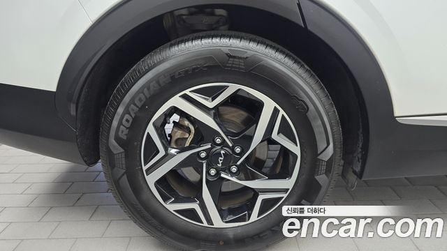 Kia Sportage 2023 — photo 5
