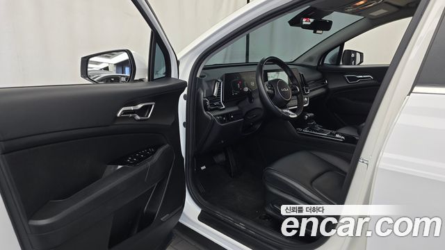 Kia Sportage 2023 — photo 13
