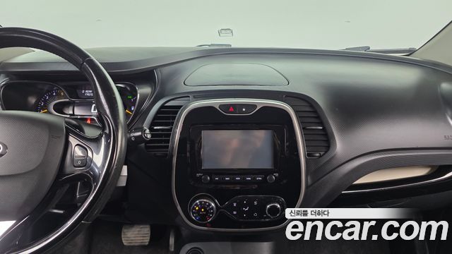 Renault Korea QM3 2015 — photo 14