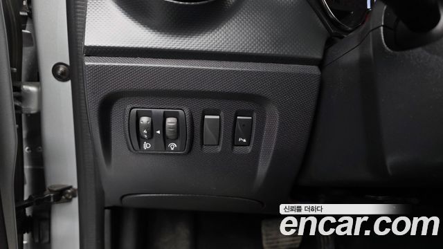 Renault Korea QM3 2015 — photo 18