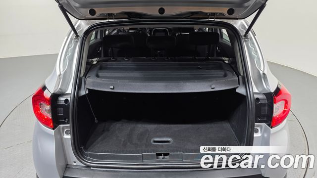 Renault Korea QM3 2015 — photo 20