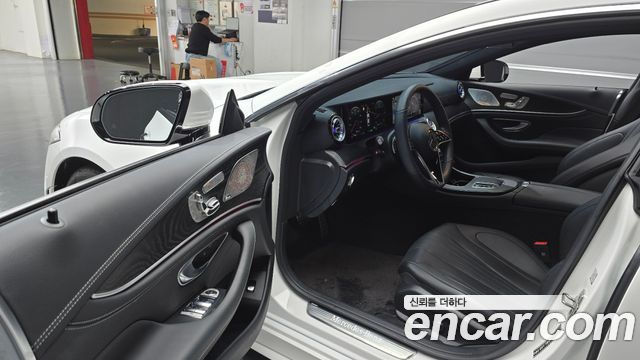 Mercedes-Benz CLS-Class 2023 — photo 13