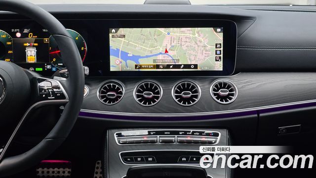 Mercedes-Benz CLS-Class 2023 — photo 20