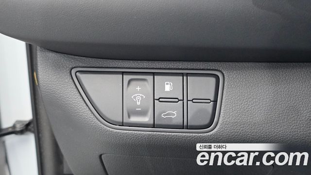Genesis G70 2019 — photo 13