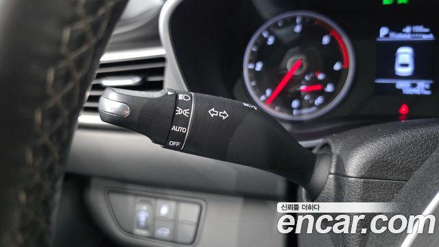 Genesis G70 2019 — photo 15