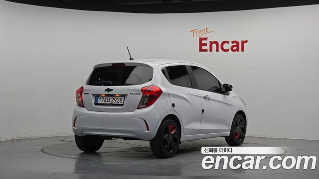 Chevrolet Korea Spark 2022 — photo 2