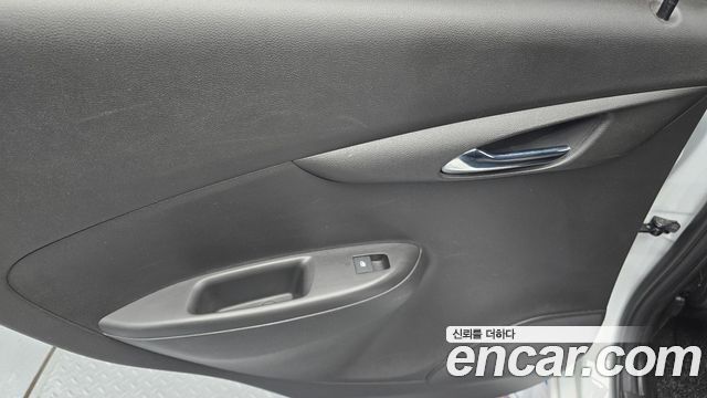 Chevrolet Korea Spark 2022 — photo 28
