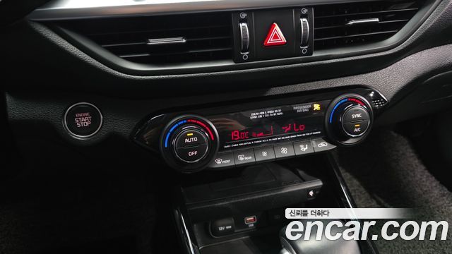 Kia K3 2022 — photo 17