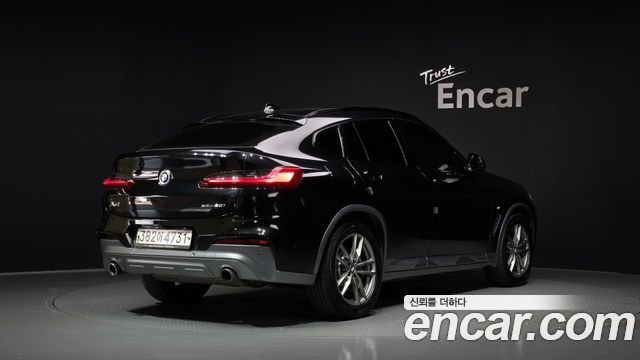 BMW X4 2020 — photo 2