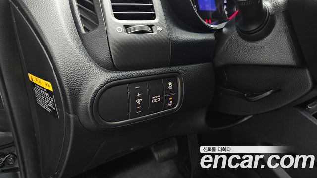 Kia K3 2013 — photo 24