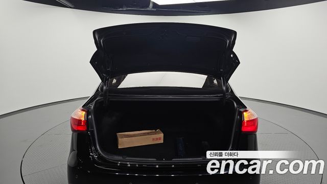 Kia K3 2013 — photo 26