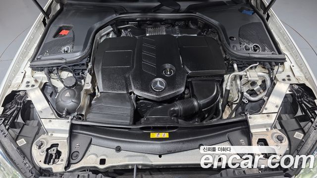 Mercedes-Benz E-Class 2017 — photo 6