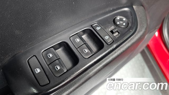 Hyundai Venue 2020 — photo 19