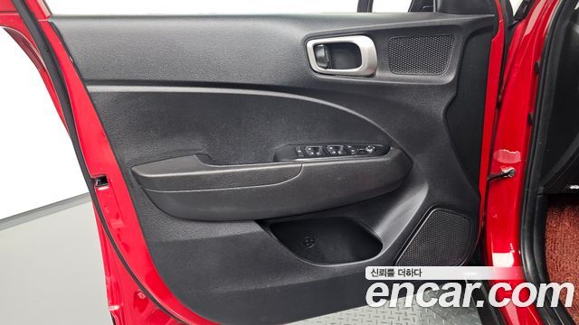 Hyundai Venue 2020 — photo 14
