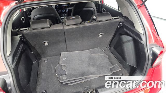 Hyundai Venue 2020 — photo 29