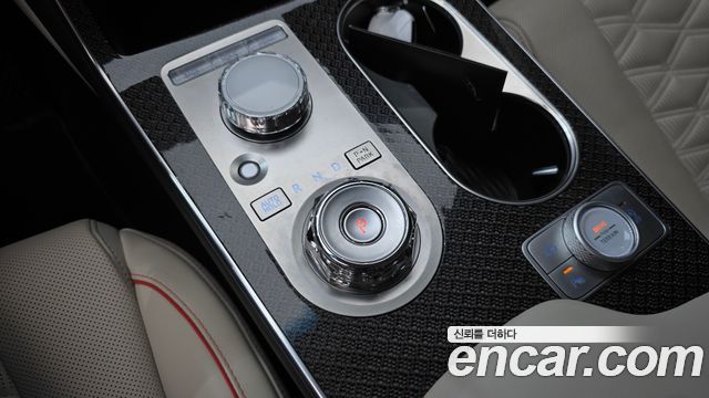 Genesis GV80 2024 — photo 12