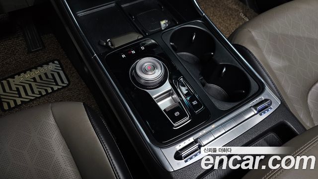 Kia Canival 2024 — photo 12
