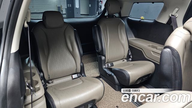 Kia Canival 2024 — photo 19