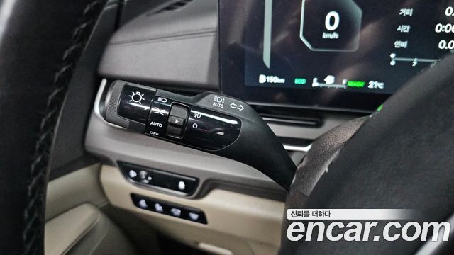 Kia Canival 2024 — photo 24