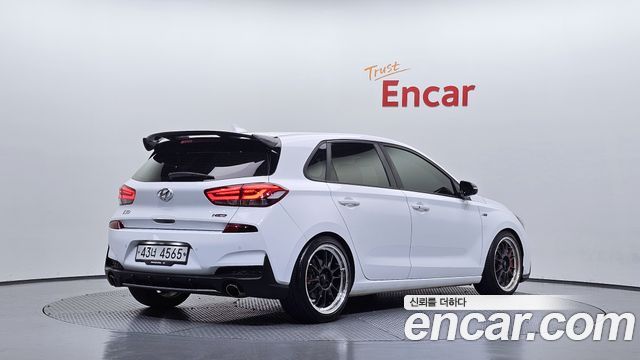 Hyundai i30 2019 — photo 2
