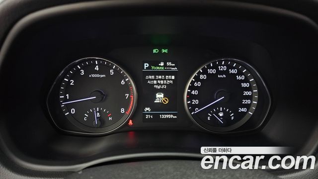Hyundai i30 2019 — photo 11